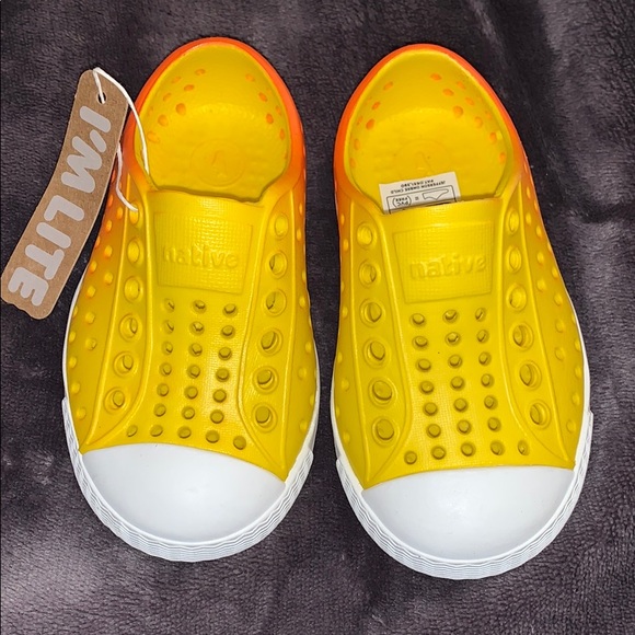 Native Shoes Other - NWT Kids Native shoes